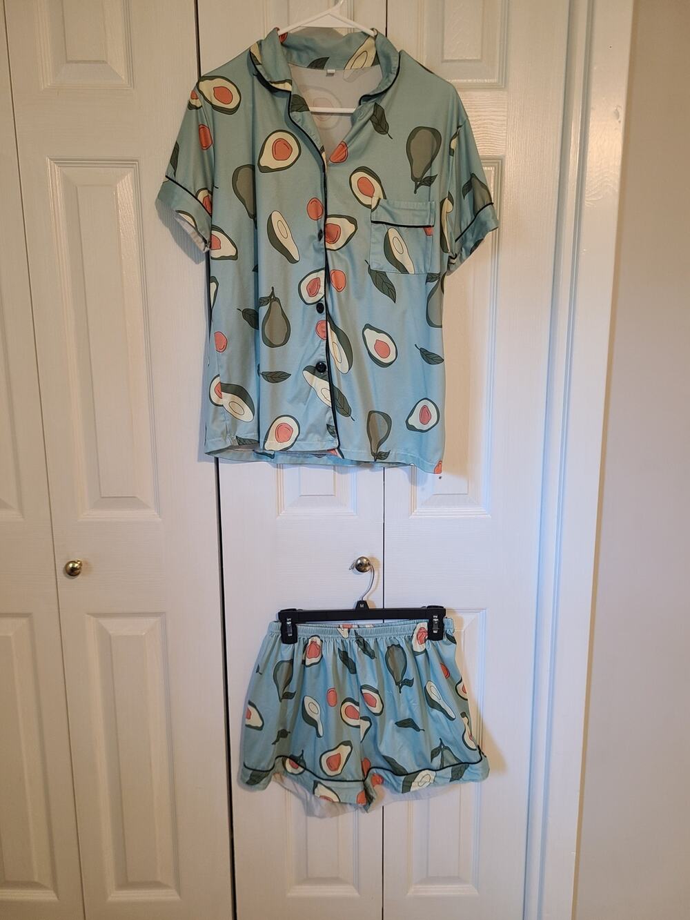 Unknown brand xl women's avocado pajama set